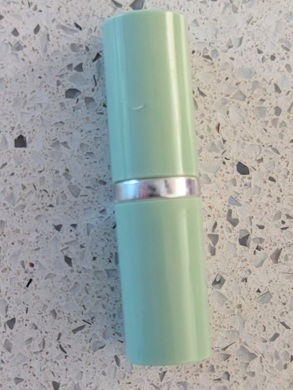 Clinique Different Lipstick in "Spiced Apple" (Vintage Mint Green Case)